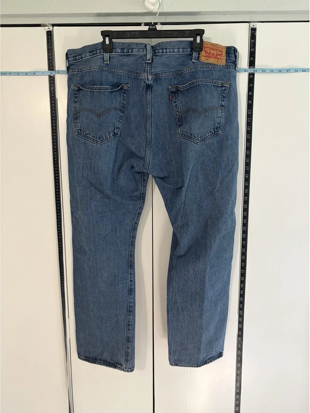 Levi's 501 Button Fly Strait Leg Jeans XX 42x30 Medium Wash Made in Egypt EUC